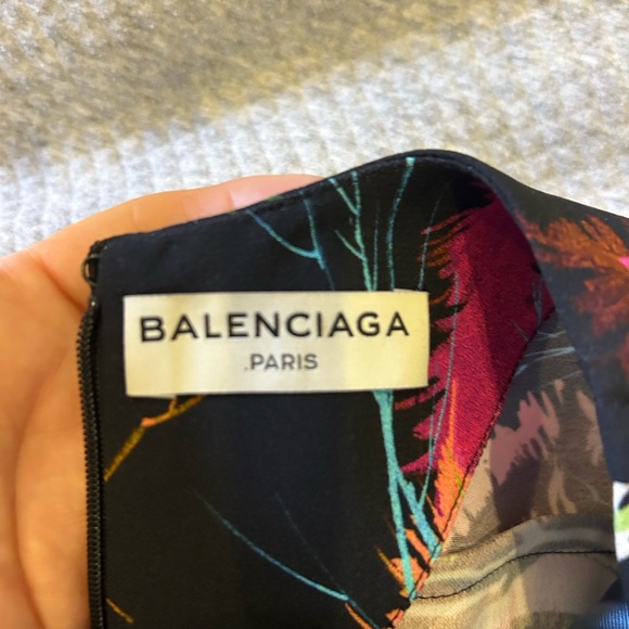 BALENCIAGA top new with tag - Picture 2 of 5